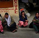 220px-Kashmir_Ladakh_women_in_local_costume
